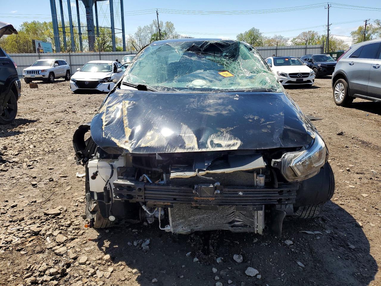 Nissan Versa S