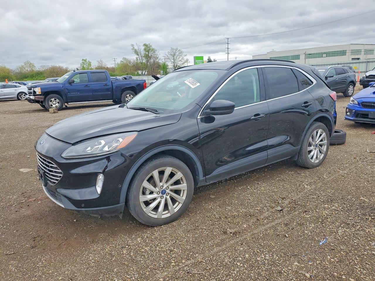 Salvage Ford Escape Image