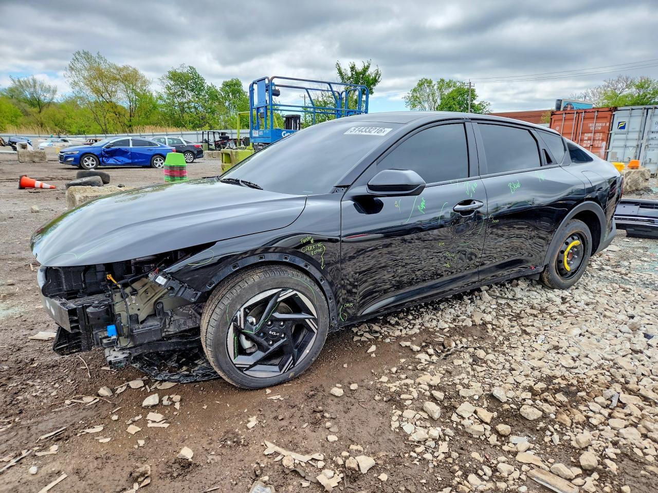 Salvage Kia K4 Image