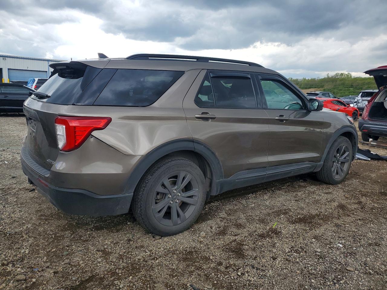 Ford Explorer Xlt