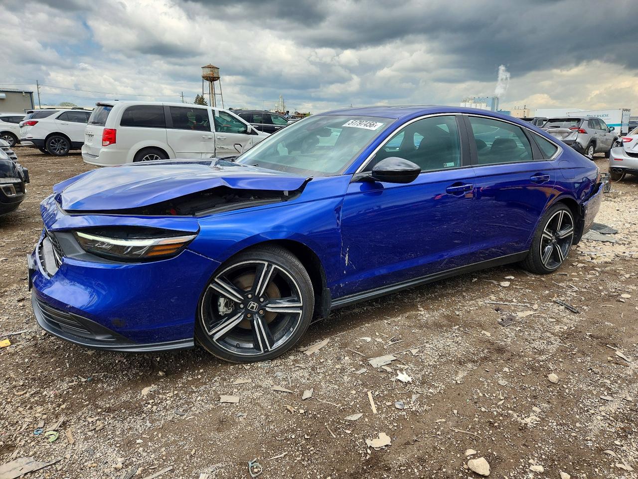 Salvage Honda Accord Image