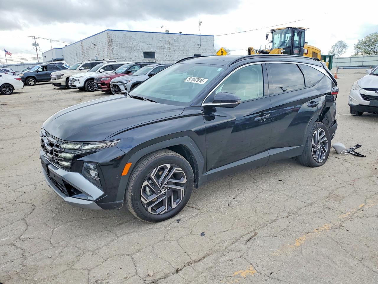 Salvage Hyundai TUCSON Image
