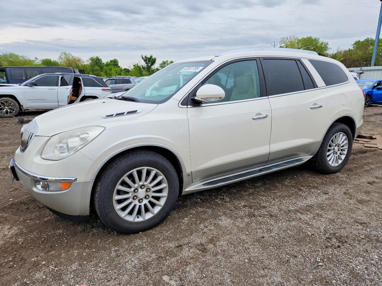 Salvage Buick Enclave Image