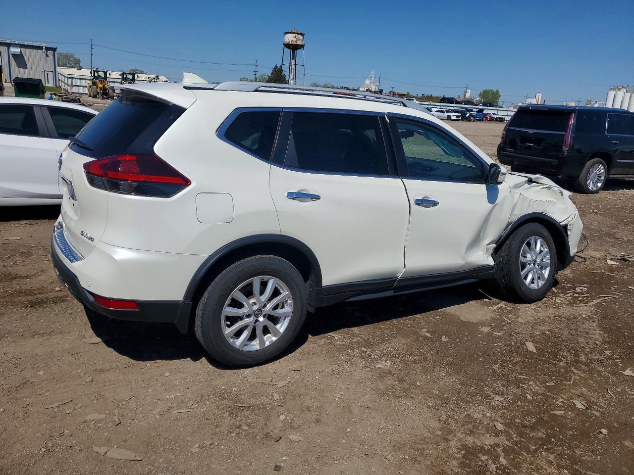Nissan Rogue Sv