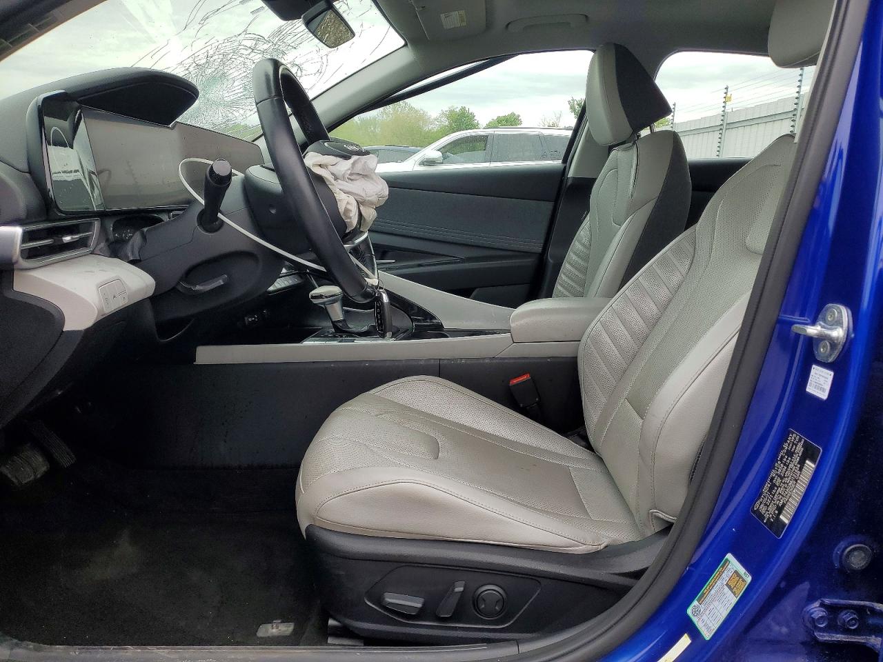 Hyundai ELANTRA Limited