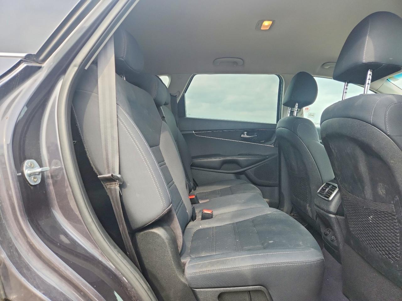 Kia Sorento Lx