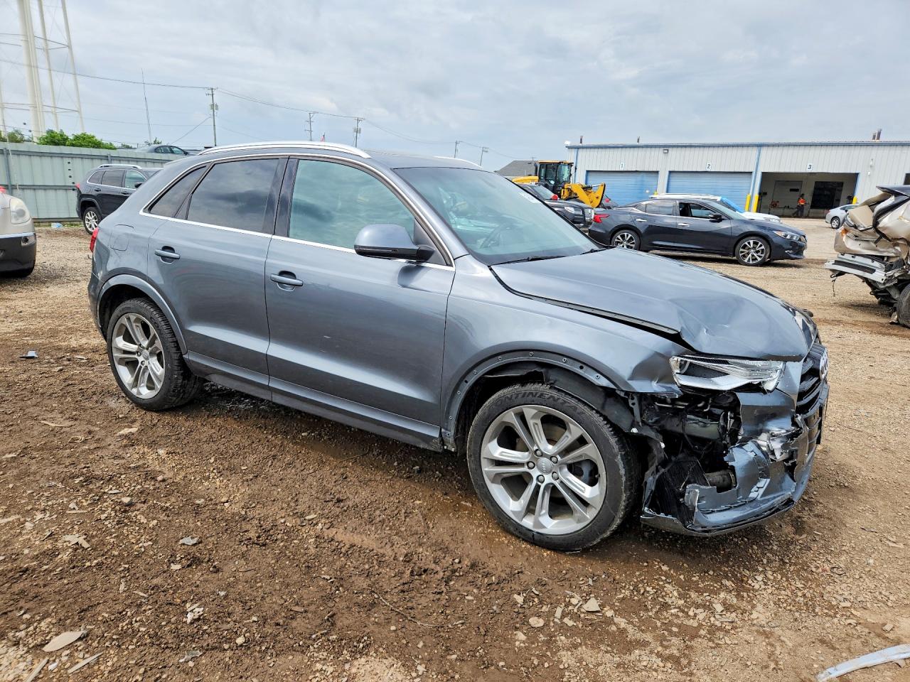 Audi Q3 Premium Plus