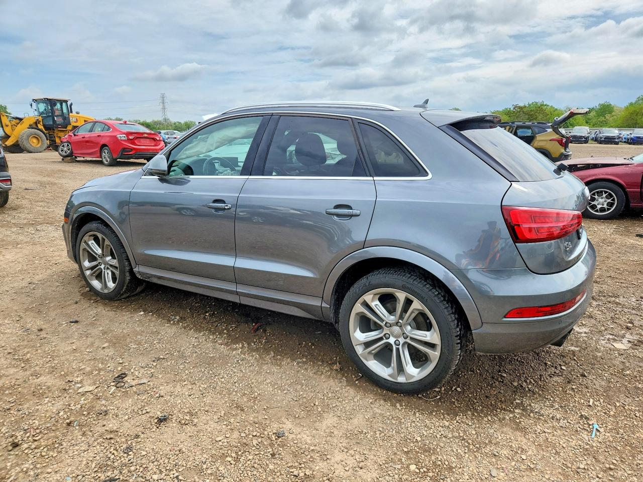 Audi Q3 Premium Plus