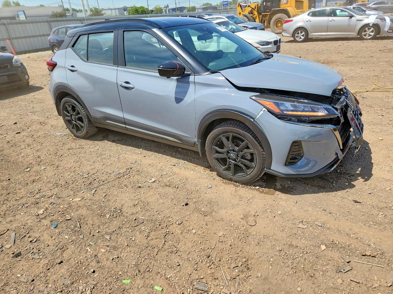 Nissan Kicks Sr