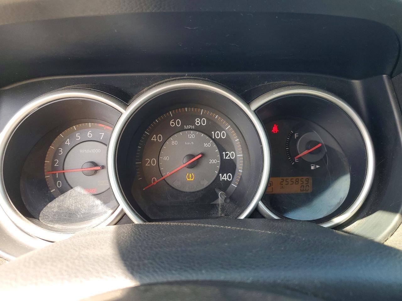 Nissan Versa 1.8 S