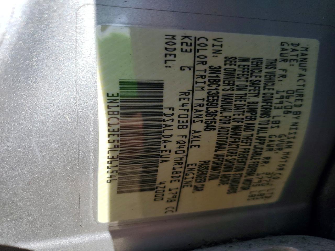Nissan Versa 1.8 S