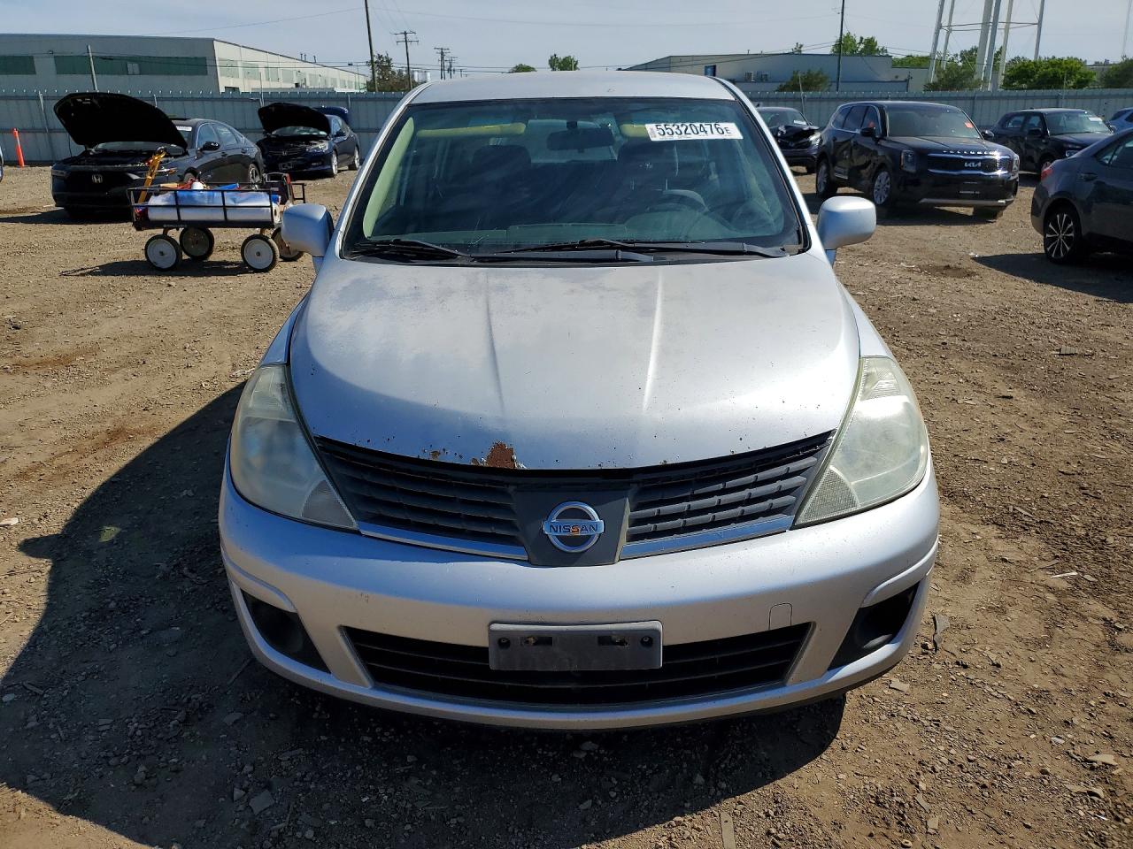 Nissan Versa 1.8 S