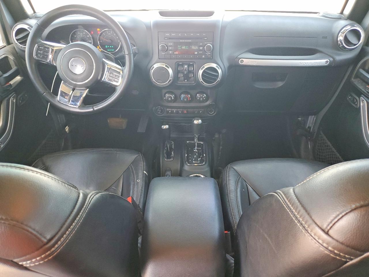 Jeep Wrangler Sahara