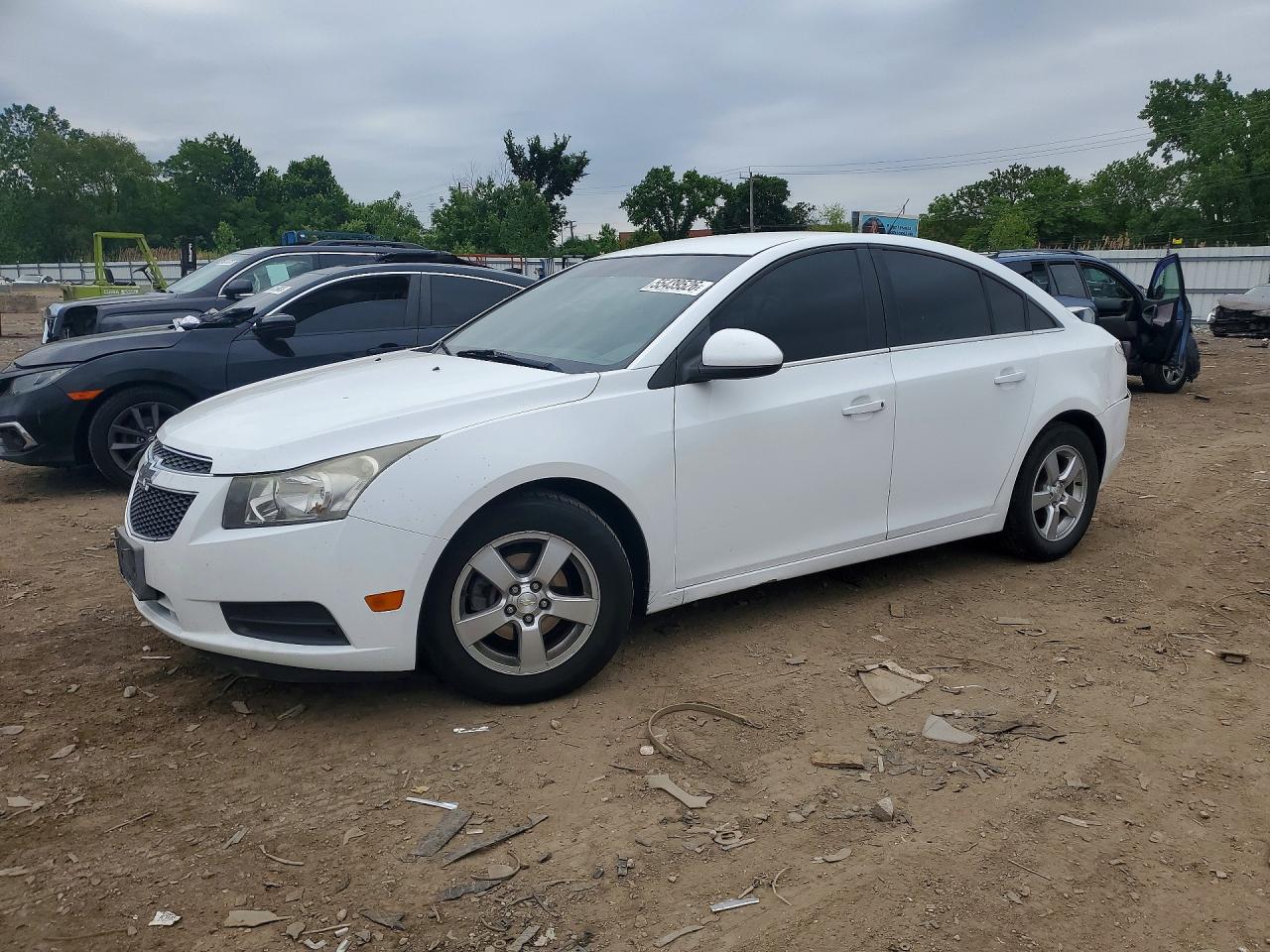 Salvage Chevrolet Cruze Image
