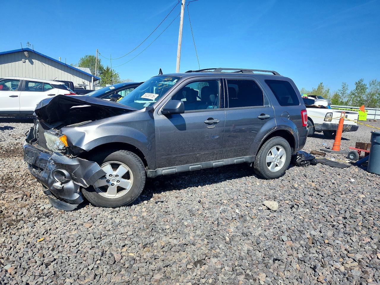 Salvage Ford Escape Image