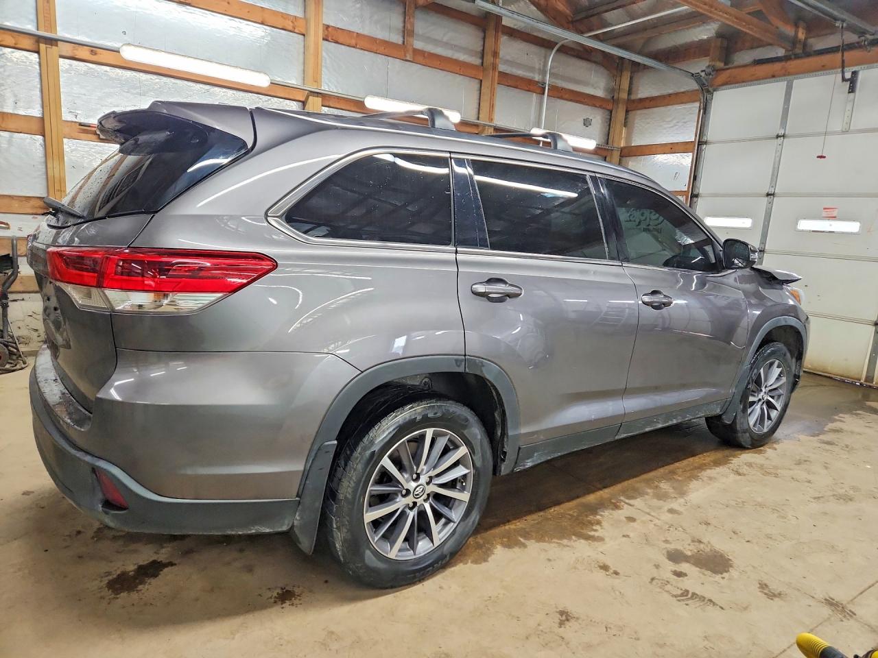 Toyota Highlander Xle