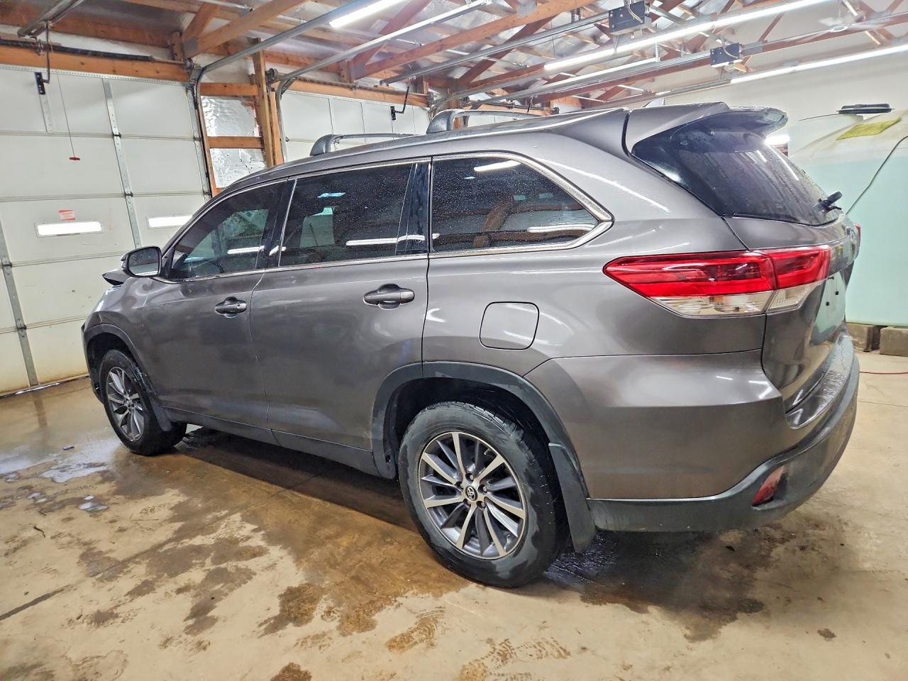 Toyota Highlander Xle