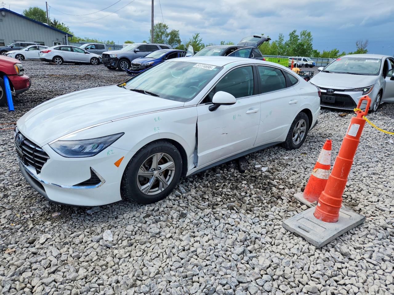 Salvage Hyundai SONATA Image
