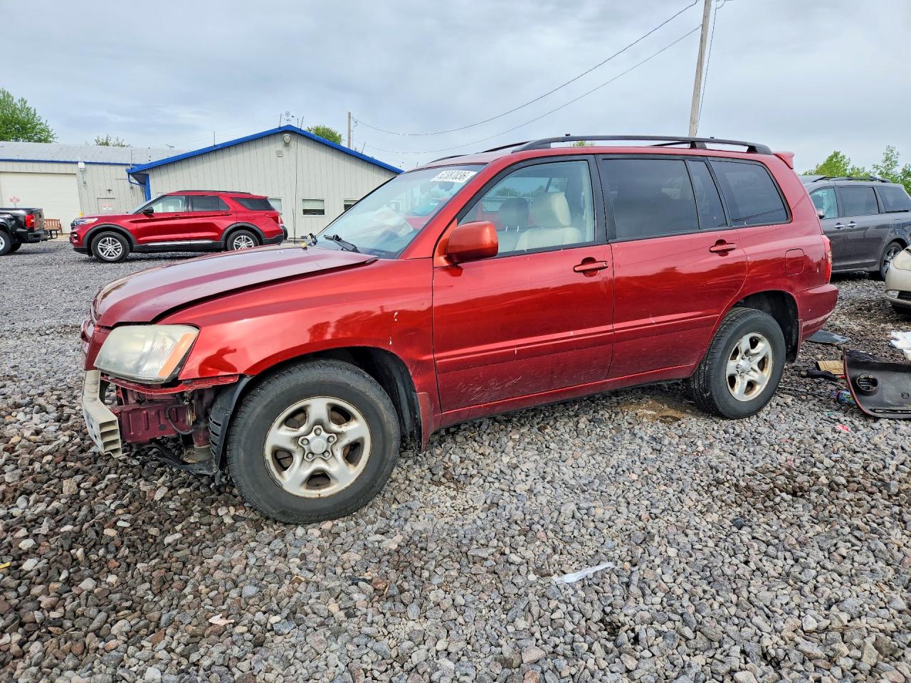 Salvage Toyota Highlander Image