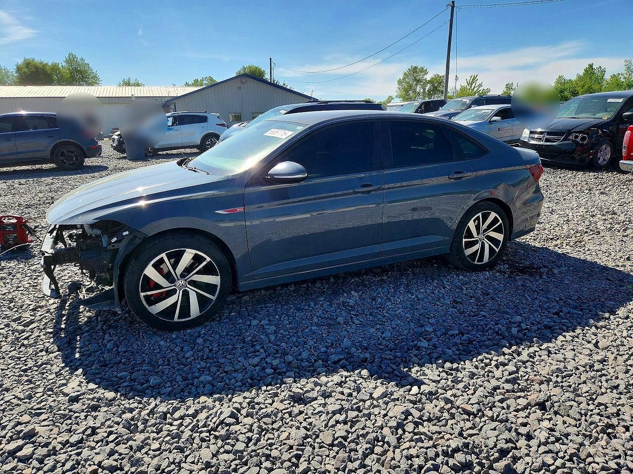 Salvage Volkswagen Jetta Image
