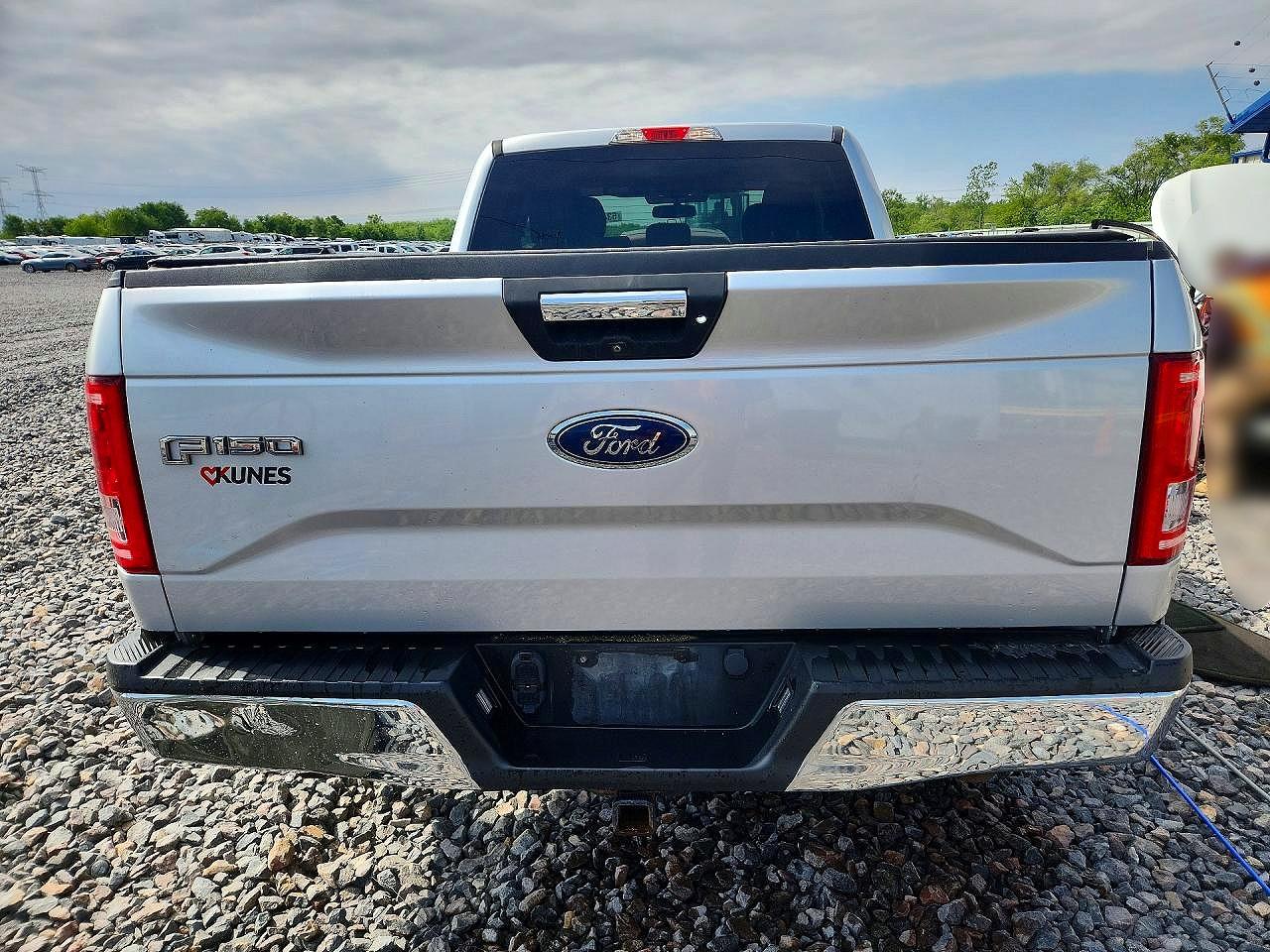 Ford F-150 Super Cab