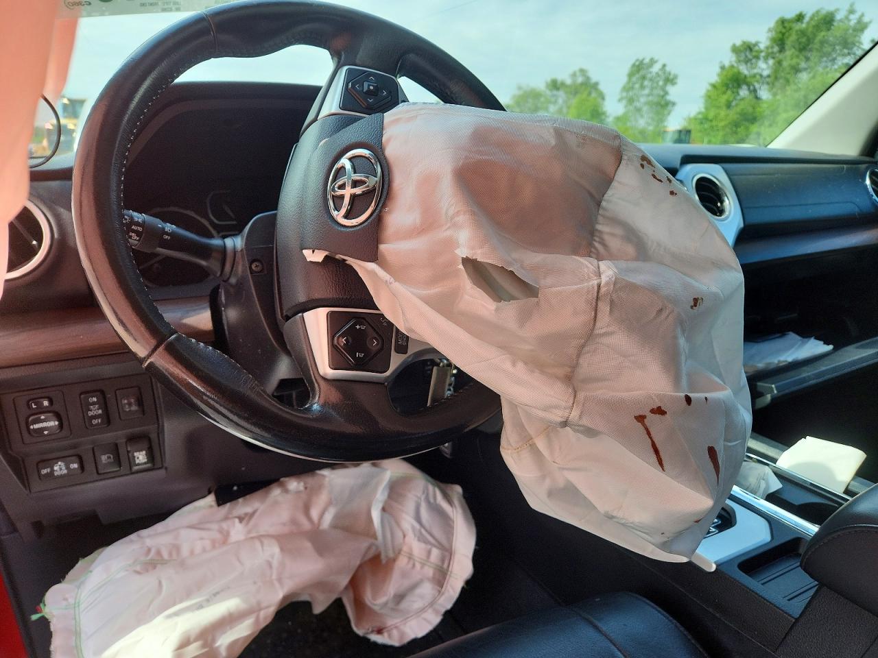 Toyota Tundra Double Cab Limited
