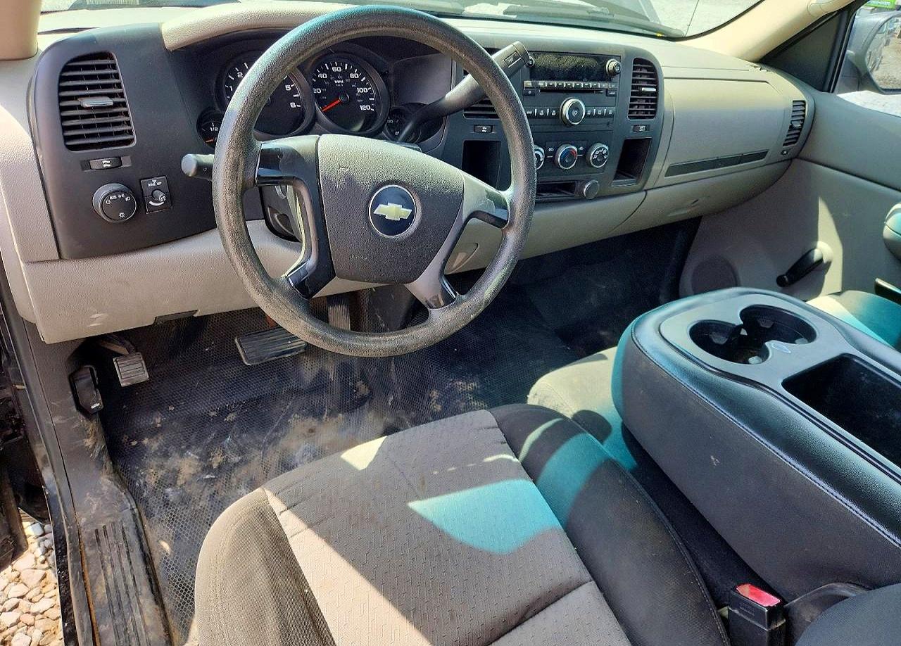 Chevrolet Silverado C1500