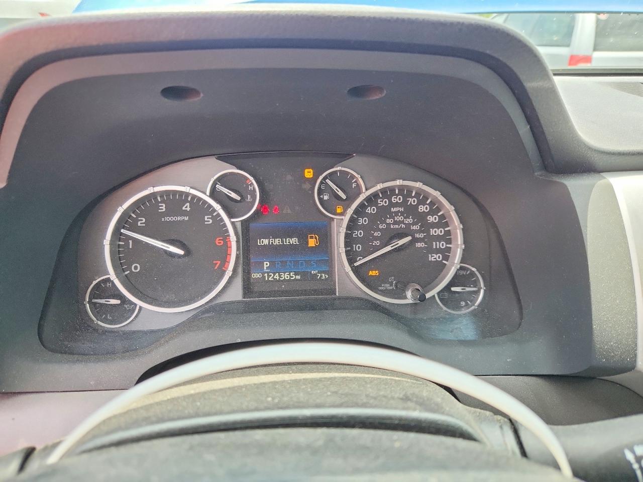 Toyota Tundra Sr5