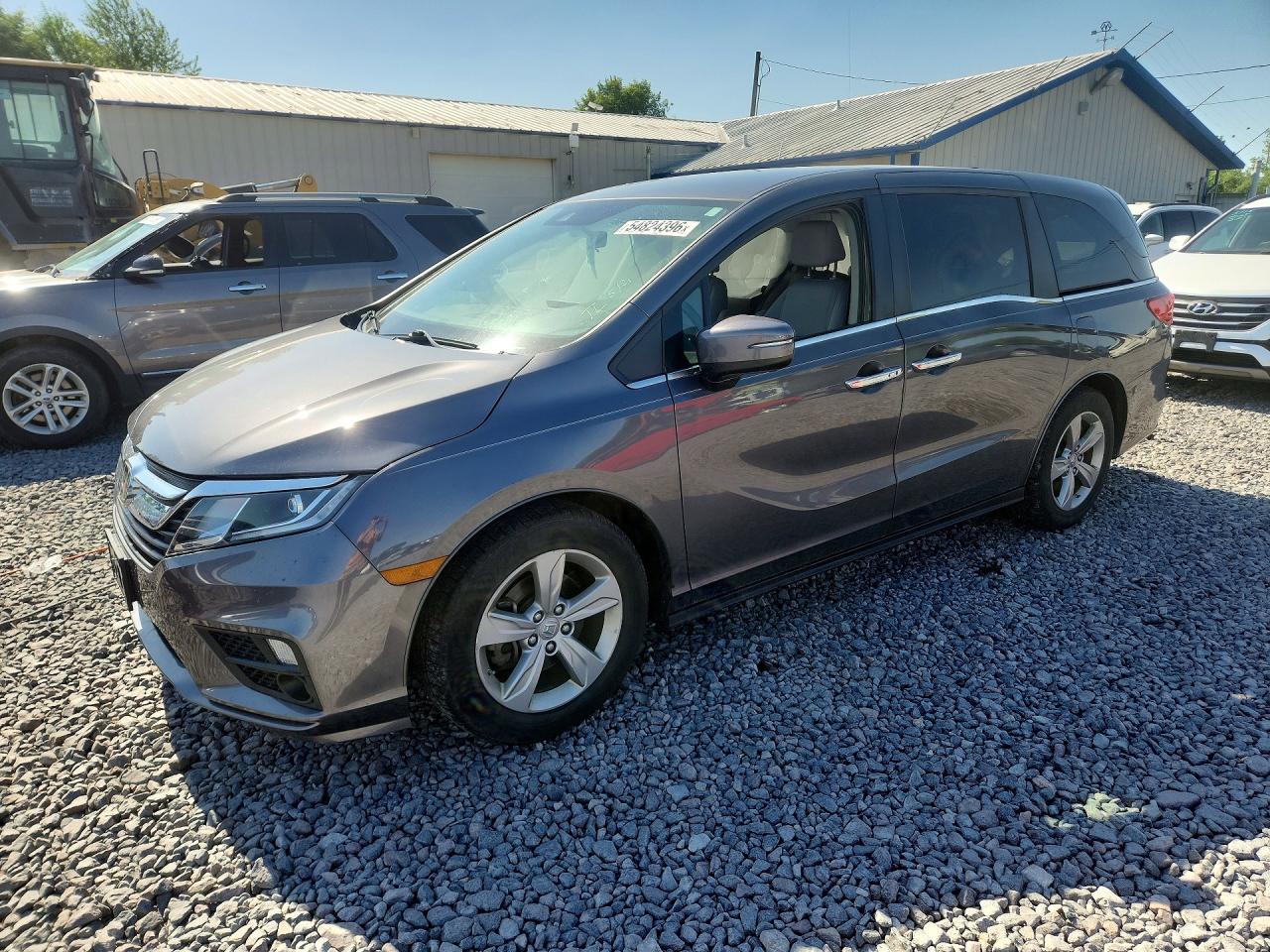Salvage Honda Odyssey Image