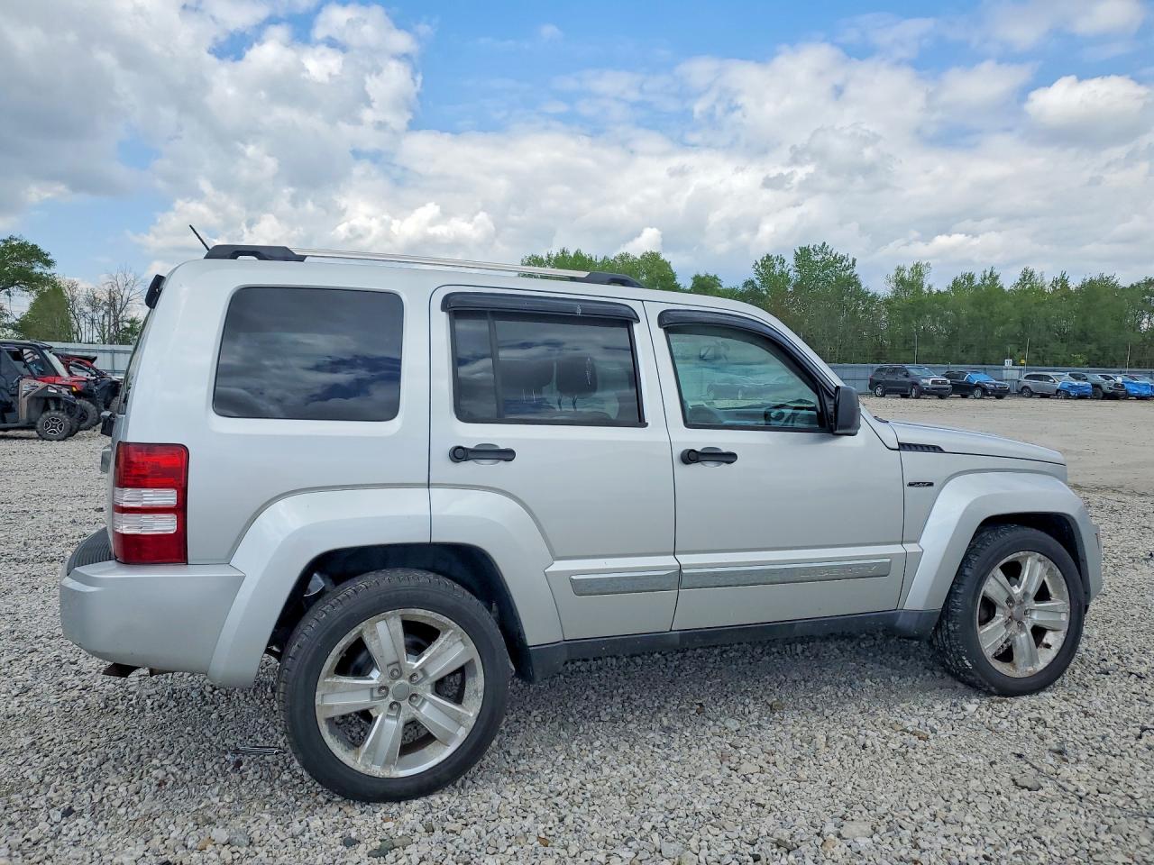 Jeep Liberty Jet