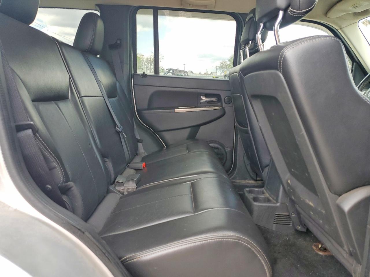 Jeep Liberty Jet