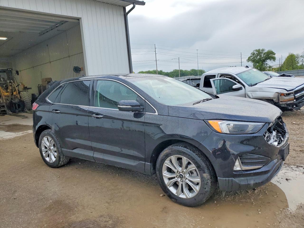 Ford Edge Titanium