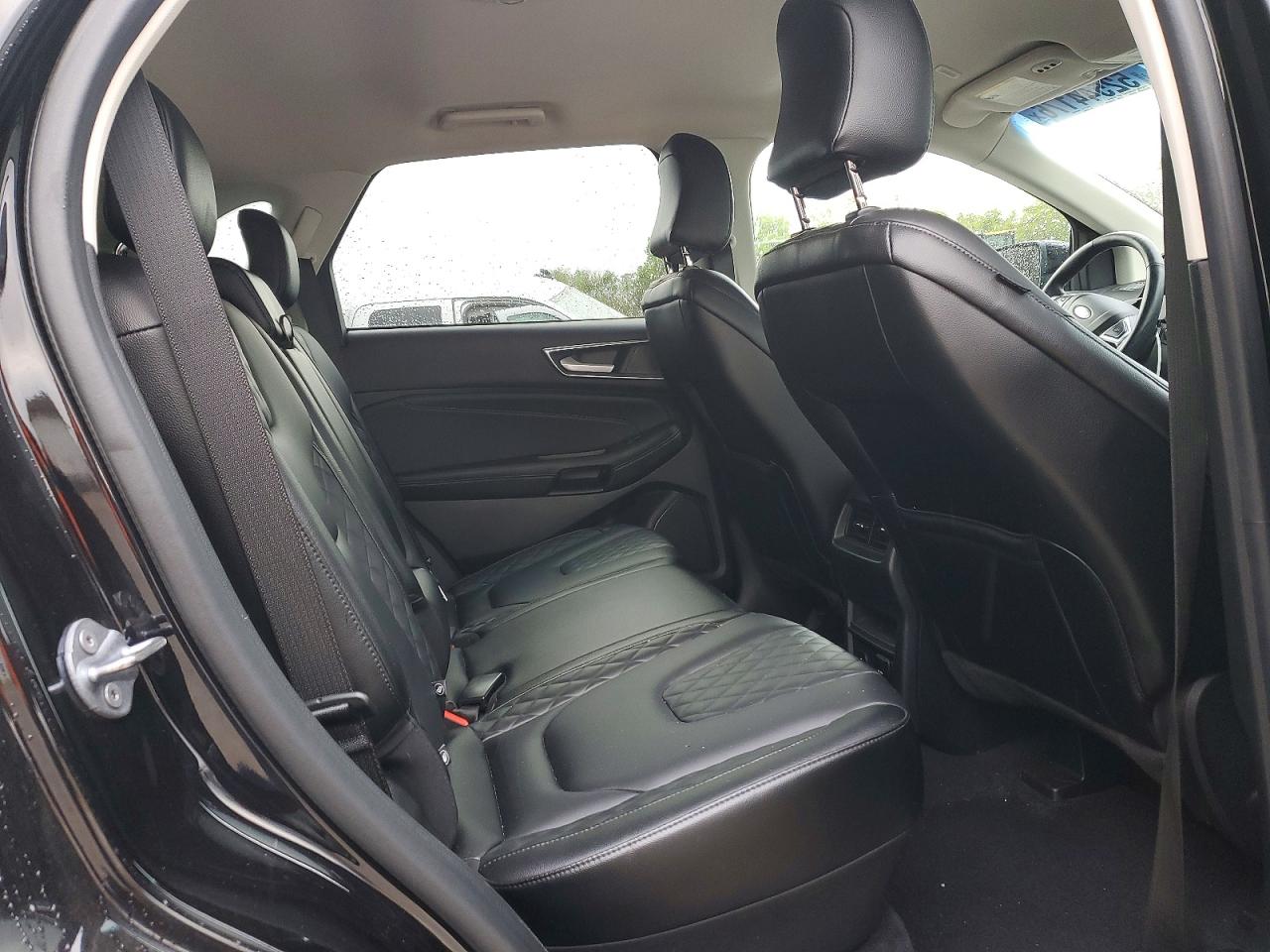 Ford Edge Titanium