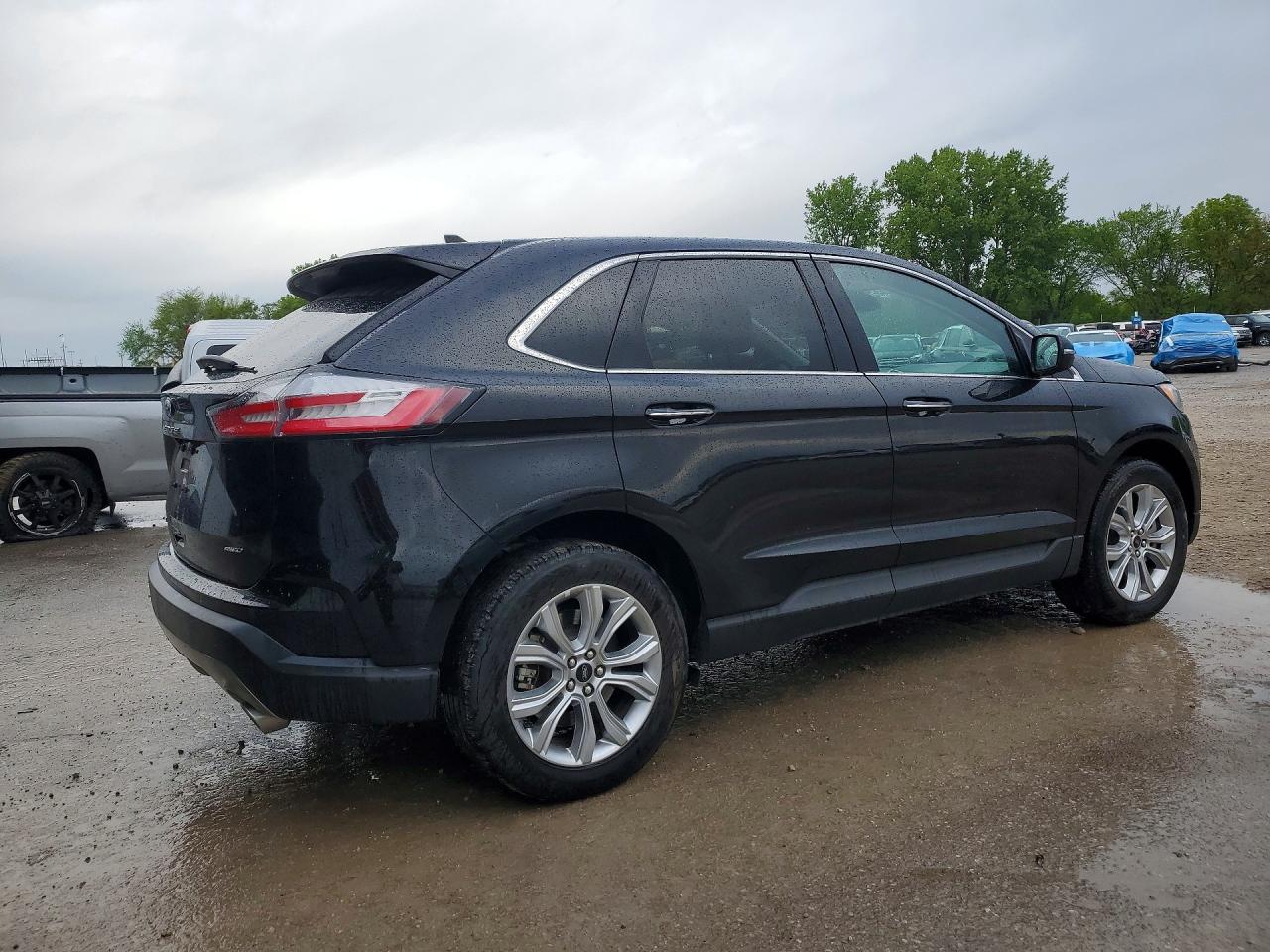 Ford Edge Titanium