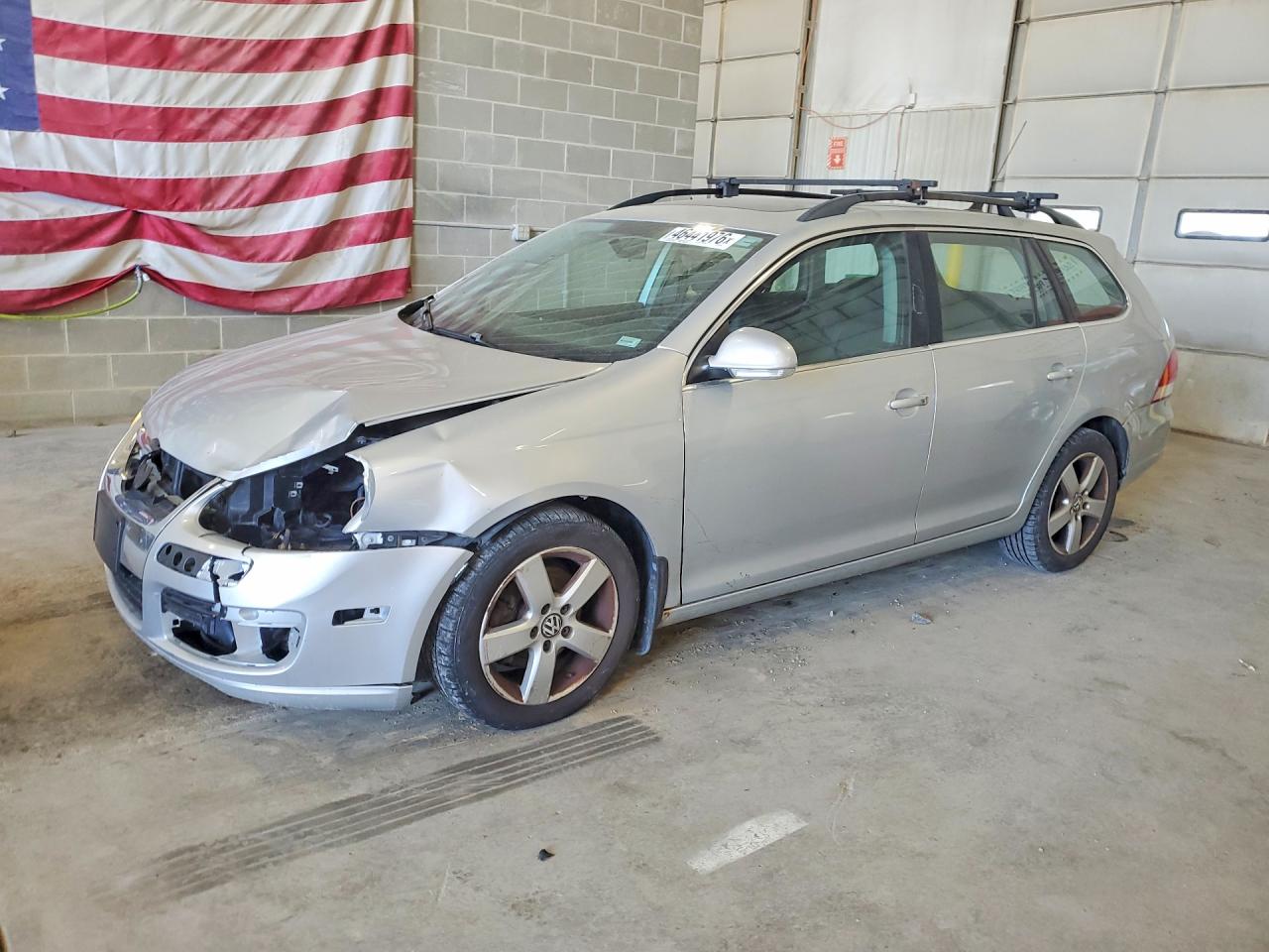 Salvage Volkswagen Jetta Image