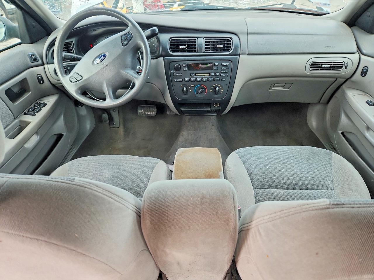 Ford Taurus Se