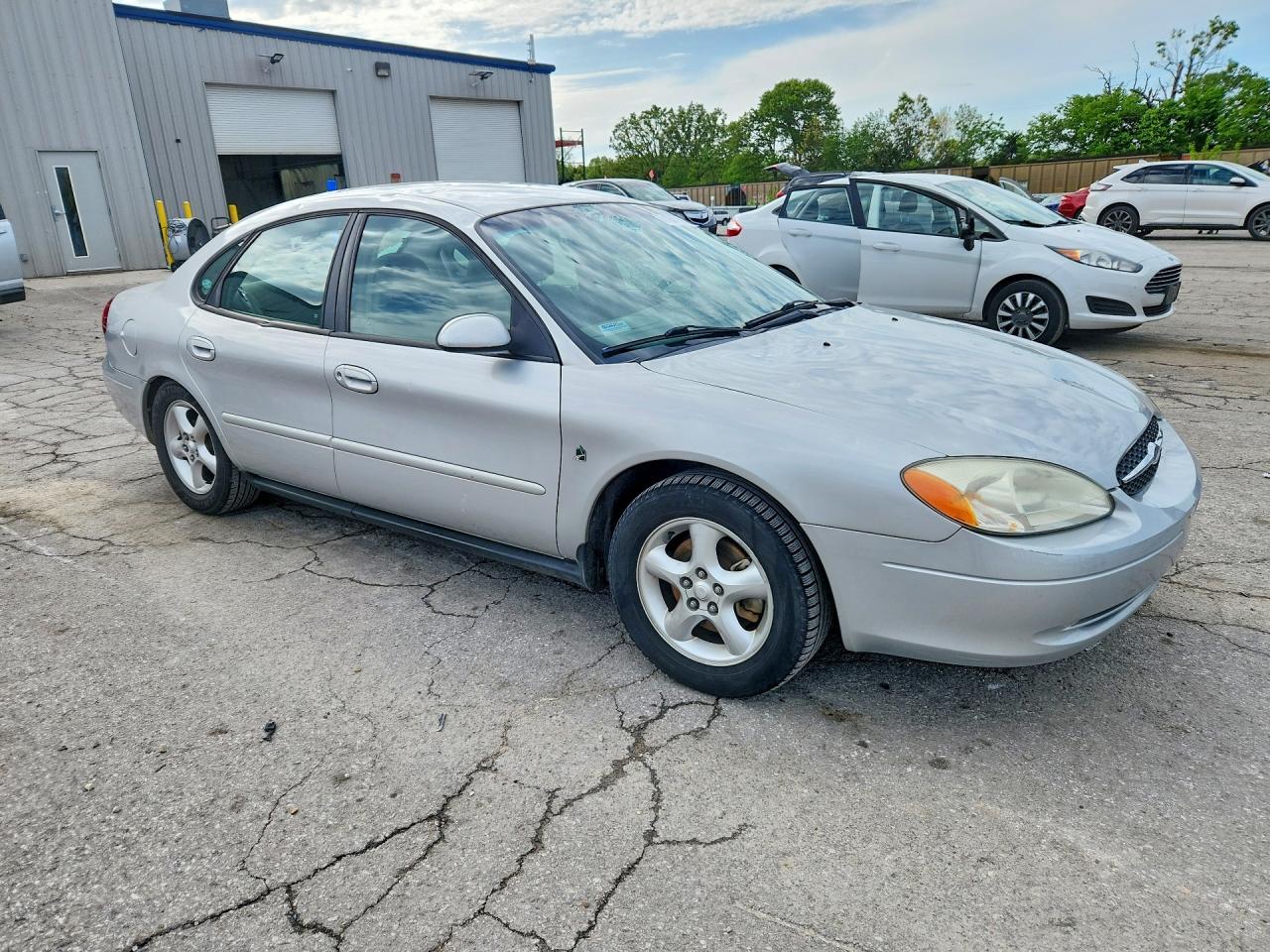 Ford Taurus Se