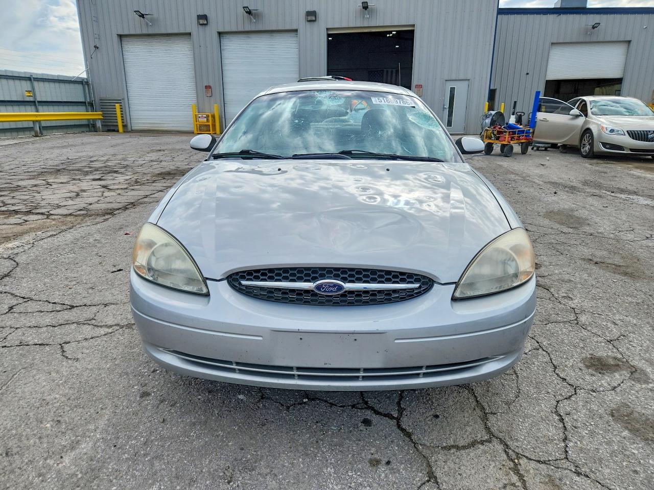 Ford Taurus Se