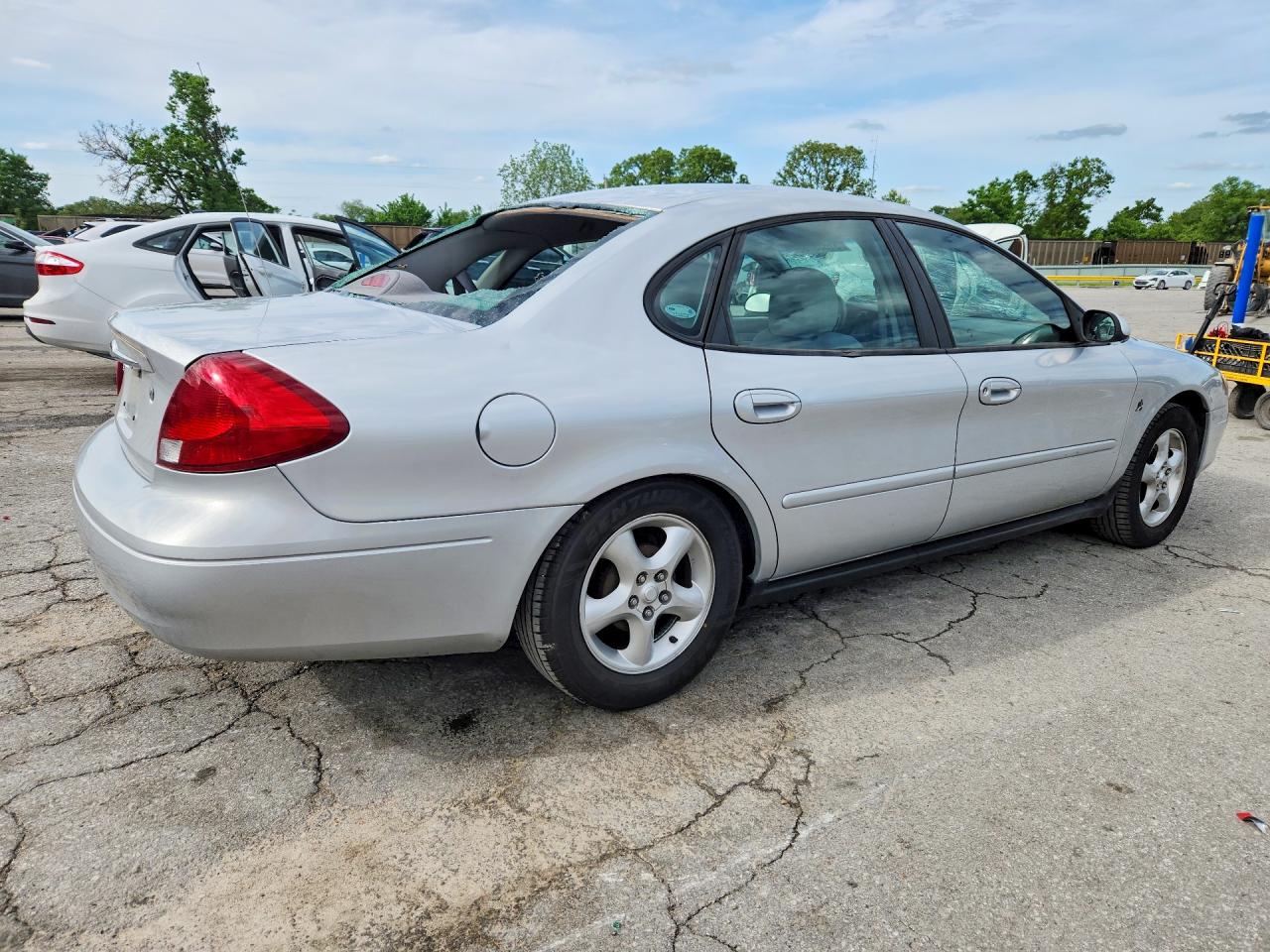 Ford Taurus Se