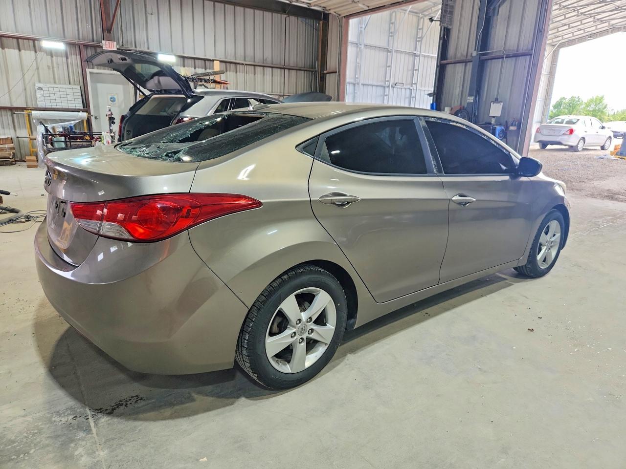 Hyundai ELANTRA Gls