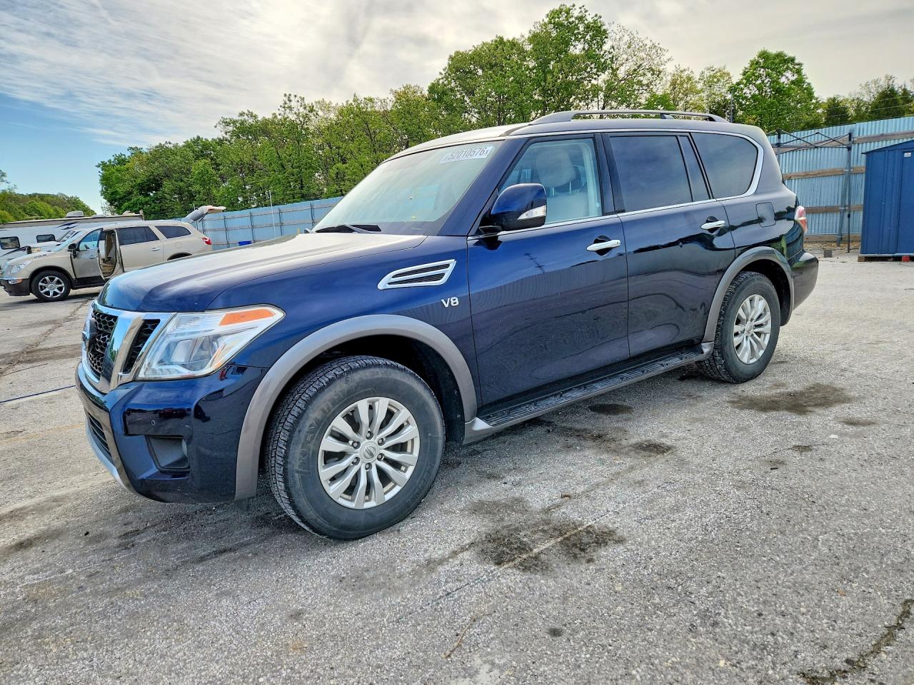 Salvage Nissan Armada Image
