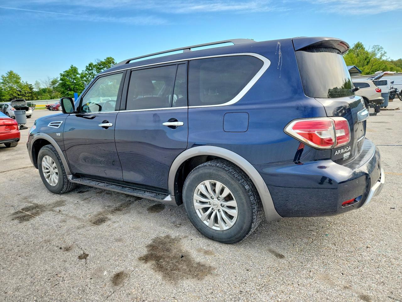 Nissan Armada Sv