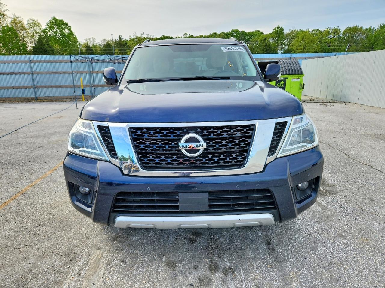 Nissan Armada Sv