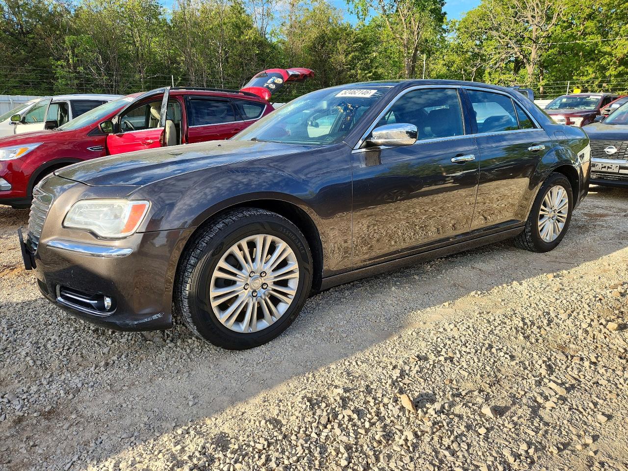 Salvage Chrysler 300 Image