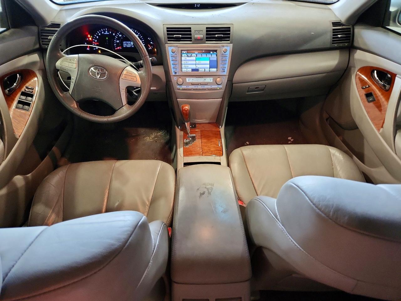 Toyota Camry Xle