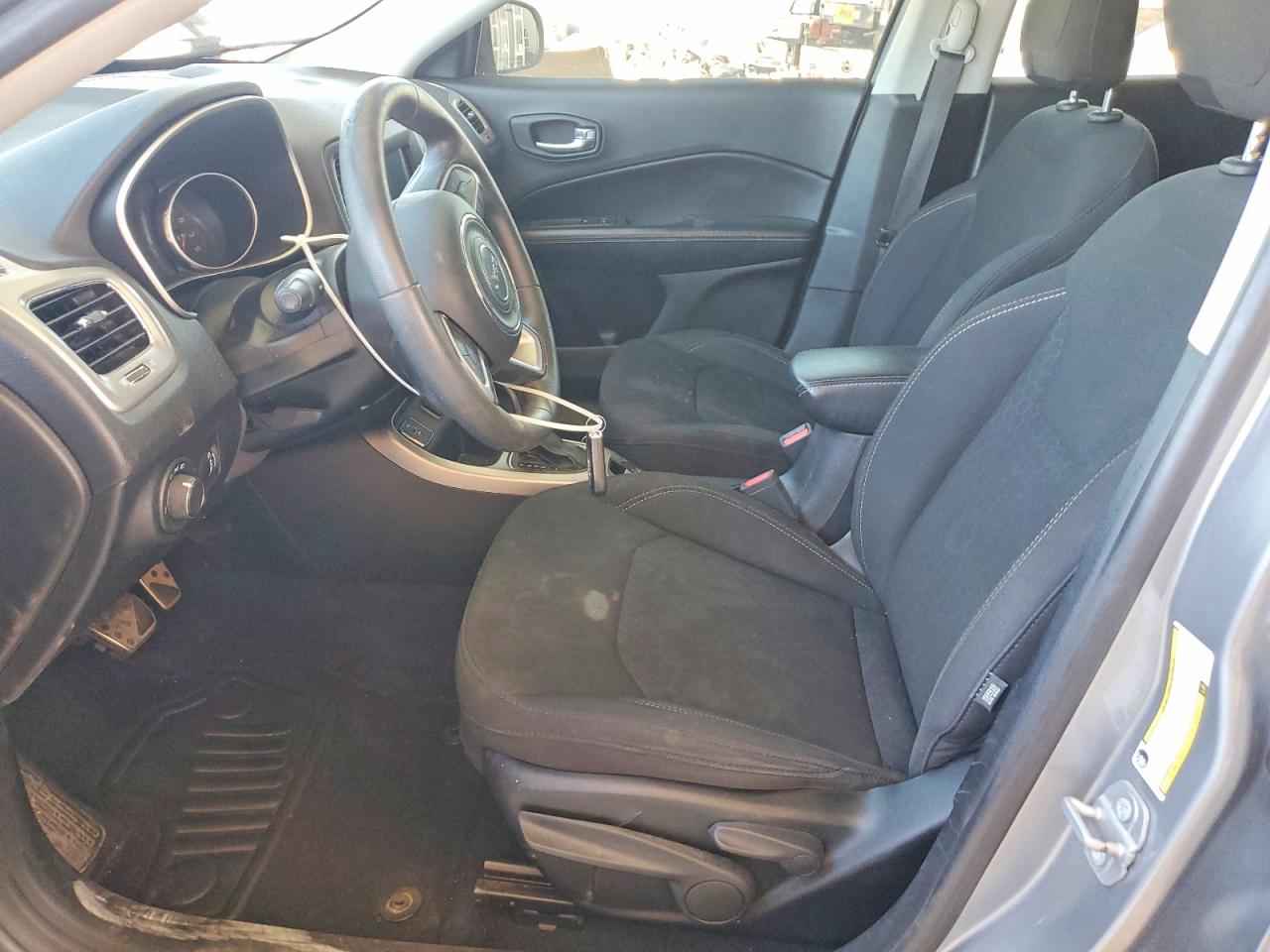 Jeep Compass Sport