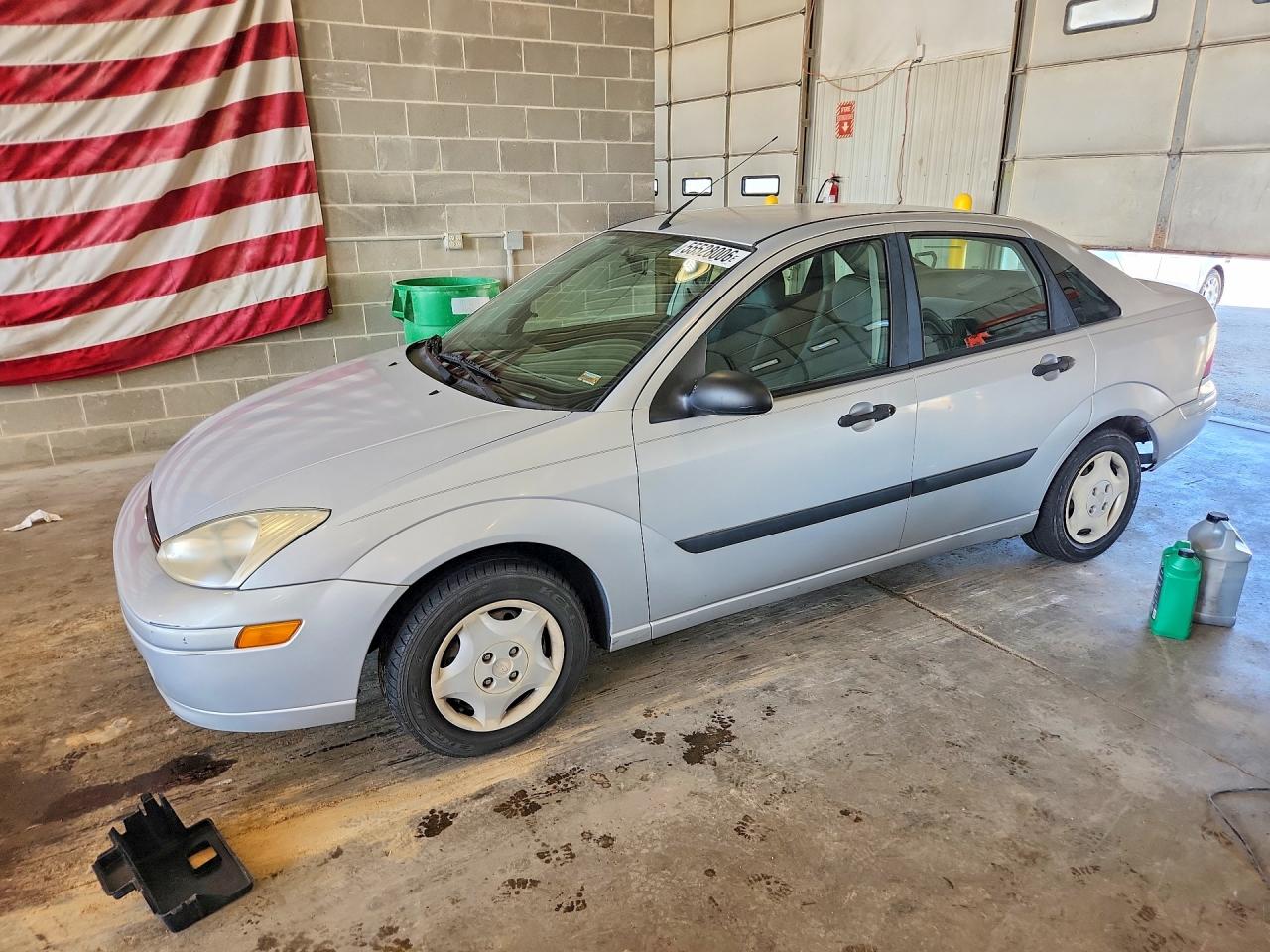 Salvage Ford Focus Image