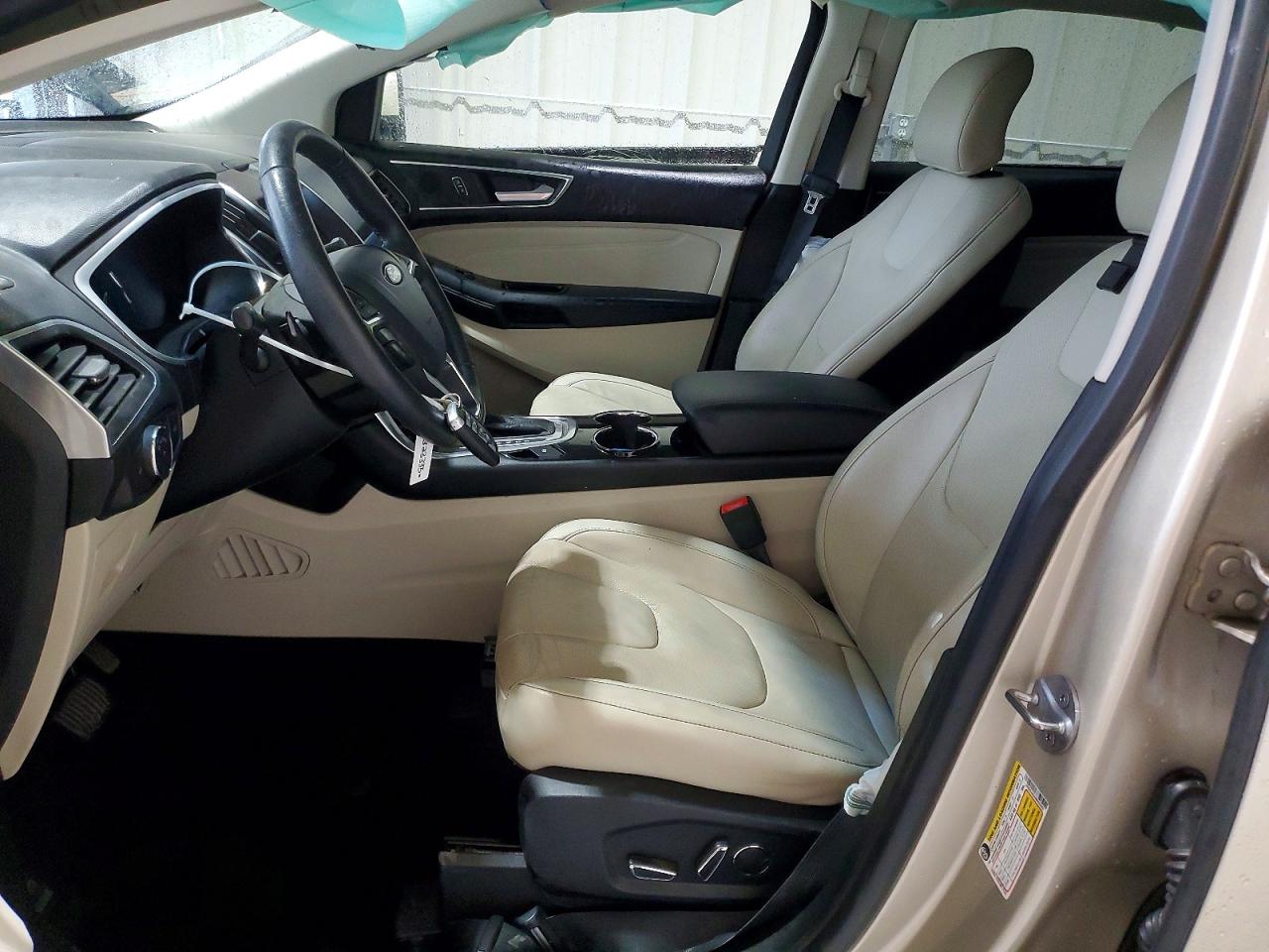 Ford Edge Titanium