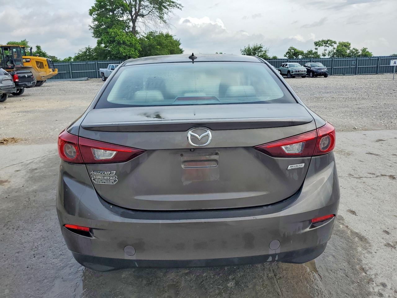 Mazda 3 Touring