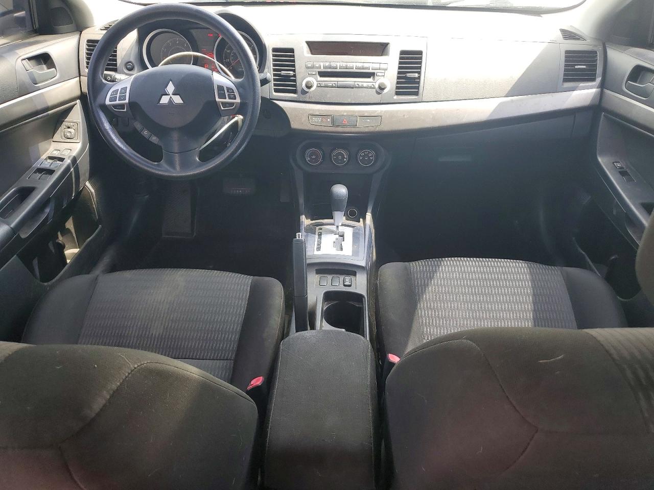 Mitsubishi Lancer Se